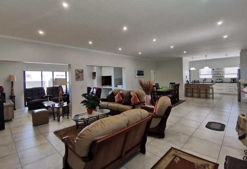 3 Bedroom Property for Sale in Country Club Western Cape